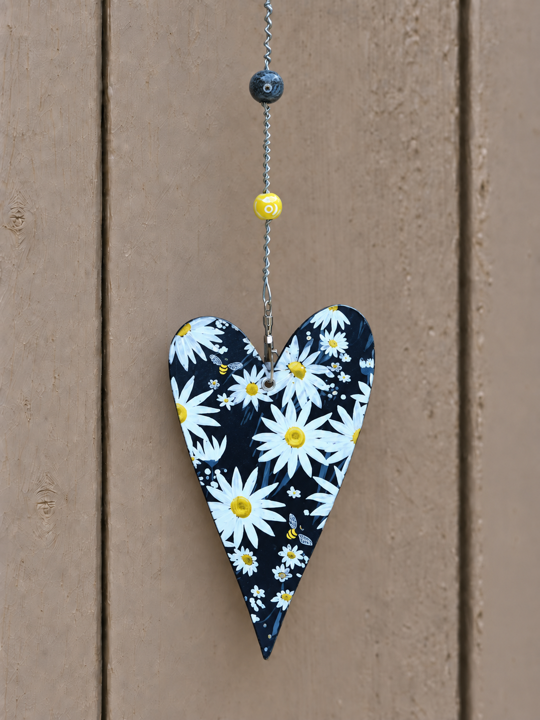 Daisy Garden Heart with Driftwood