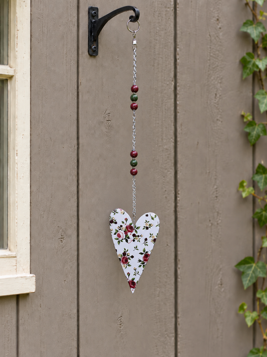 Vintage Roses Garden Heart
