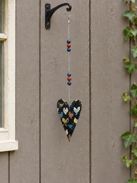 Farmhouse Chickens Garden Heart