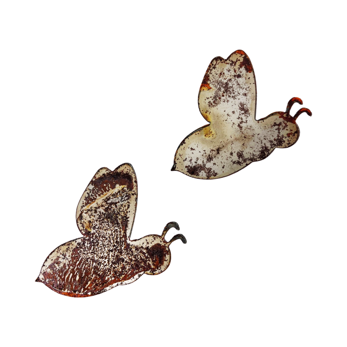 Set of 4  Semi Rusted Metal Bee Cutouts